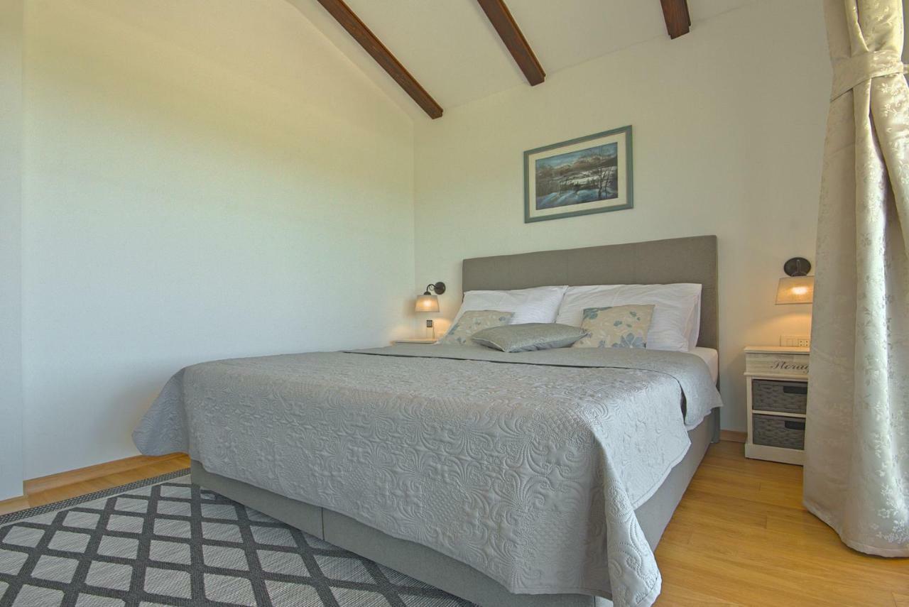 Villa Vespera Rosini Buitenkant foto