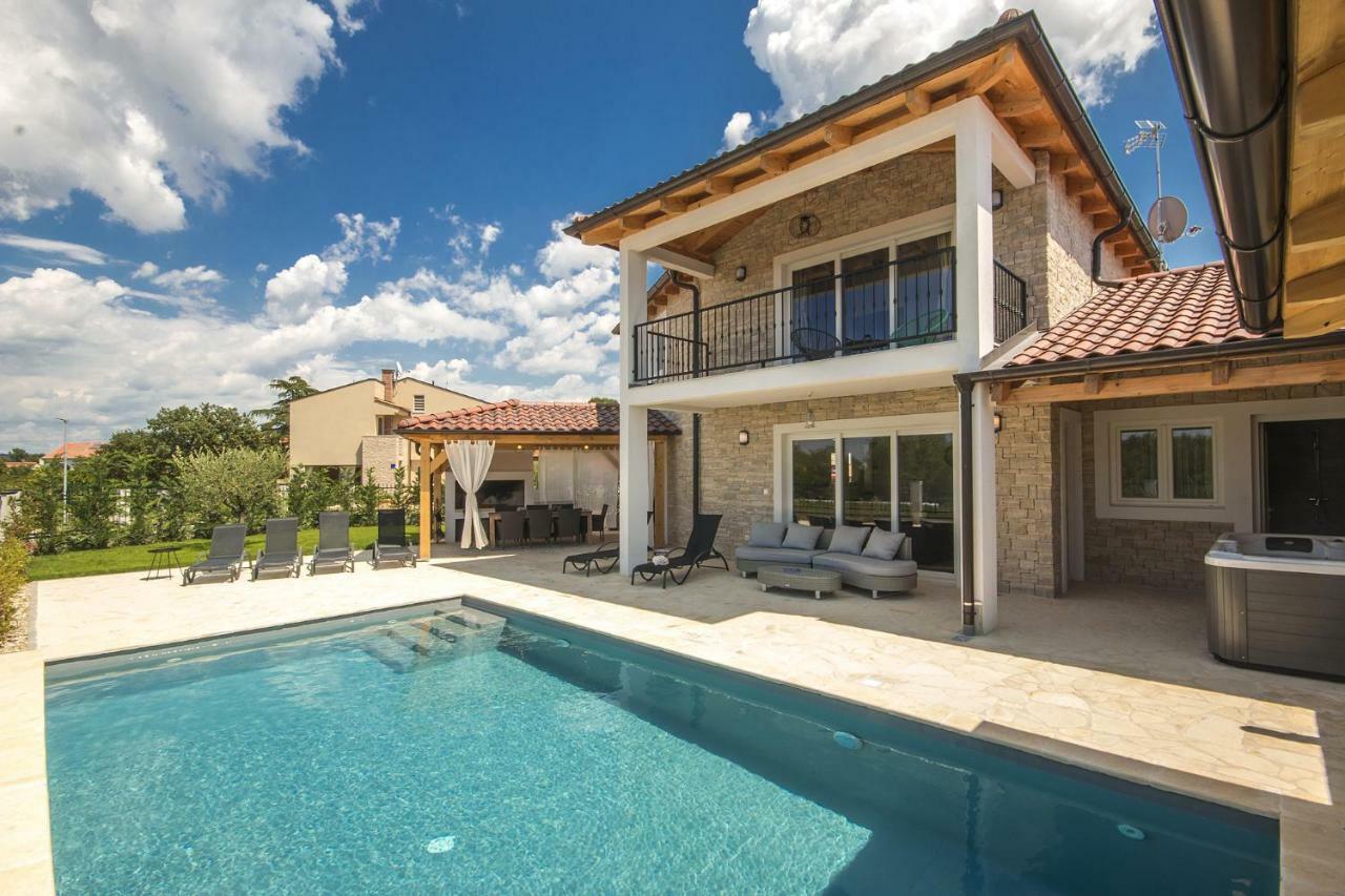 Villa Vespera Rosini Buitenkant foto